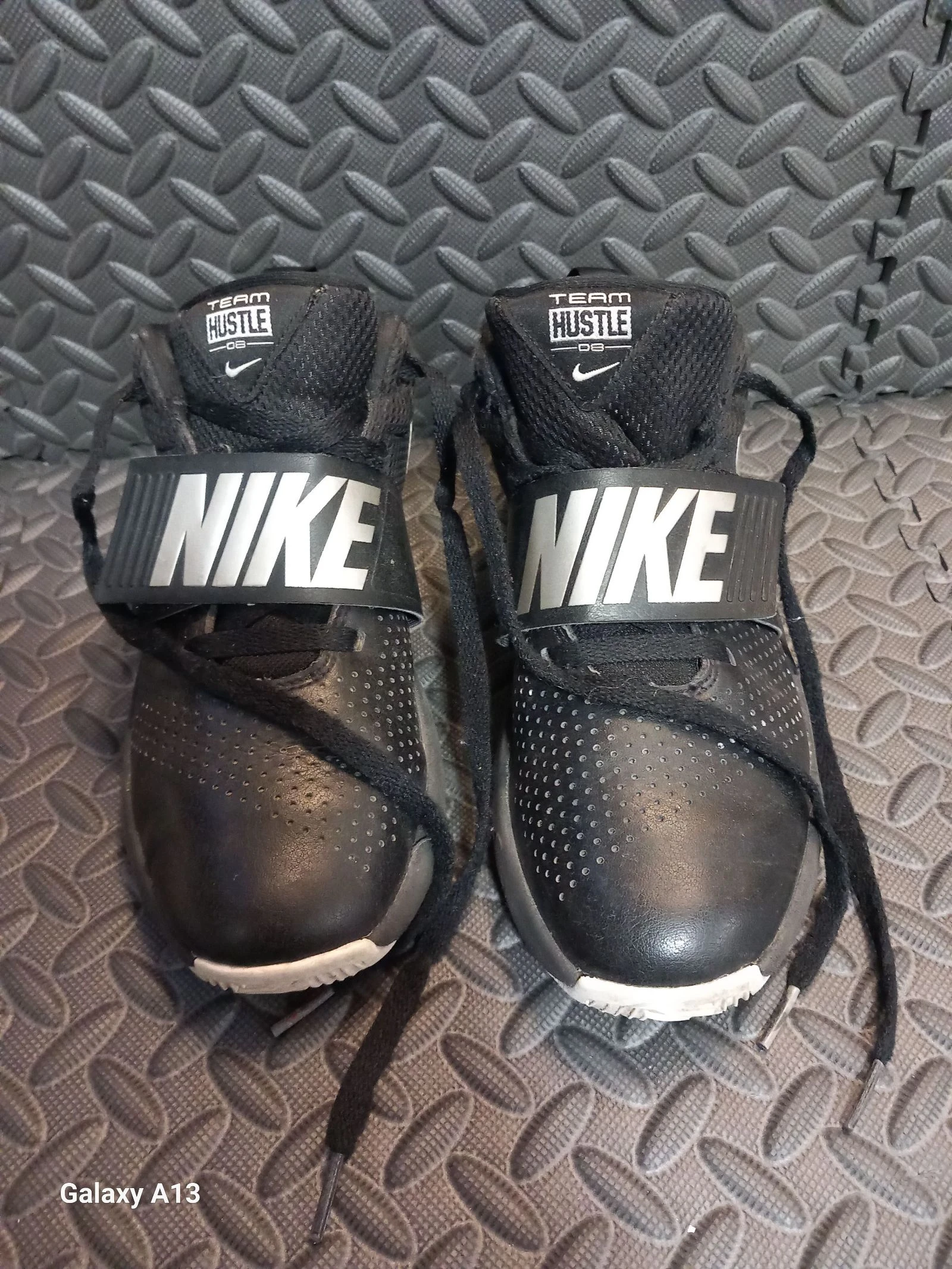 Zapatillas altas Nike Team Hustle D 8 - Talla 38 - ¡Super estado! – photo 2